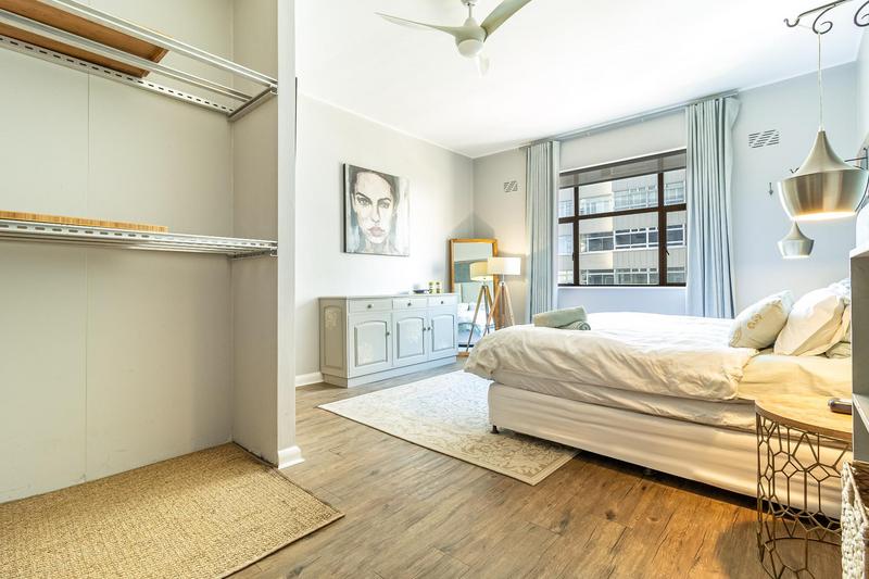 To Let 2 Bedroom Property for Rent in Sea Point Western Cape